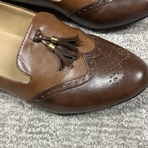 Naturalizer Lorraine Flats Shoes Womens 12 Tassels Two Tone Brown Cap Toe - Picture 2 of 9